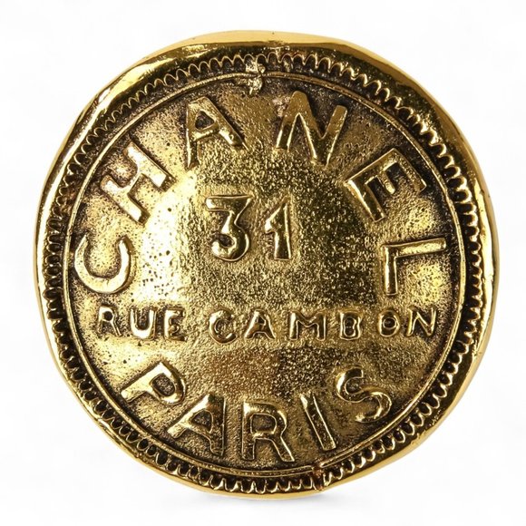 CHANEL Vintage Gold Brooch - Picture 1 of 7